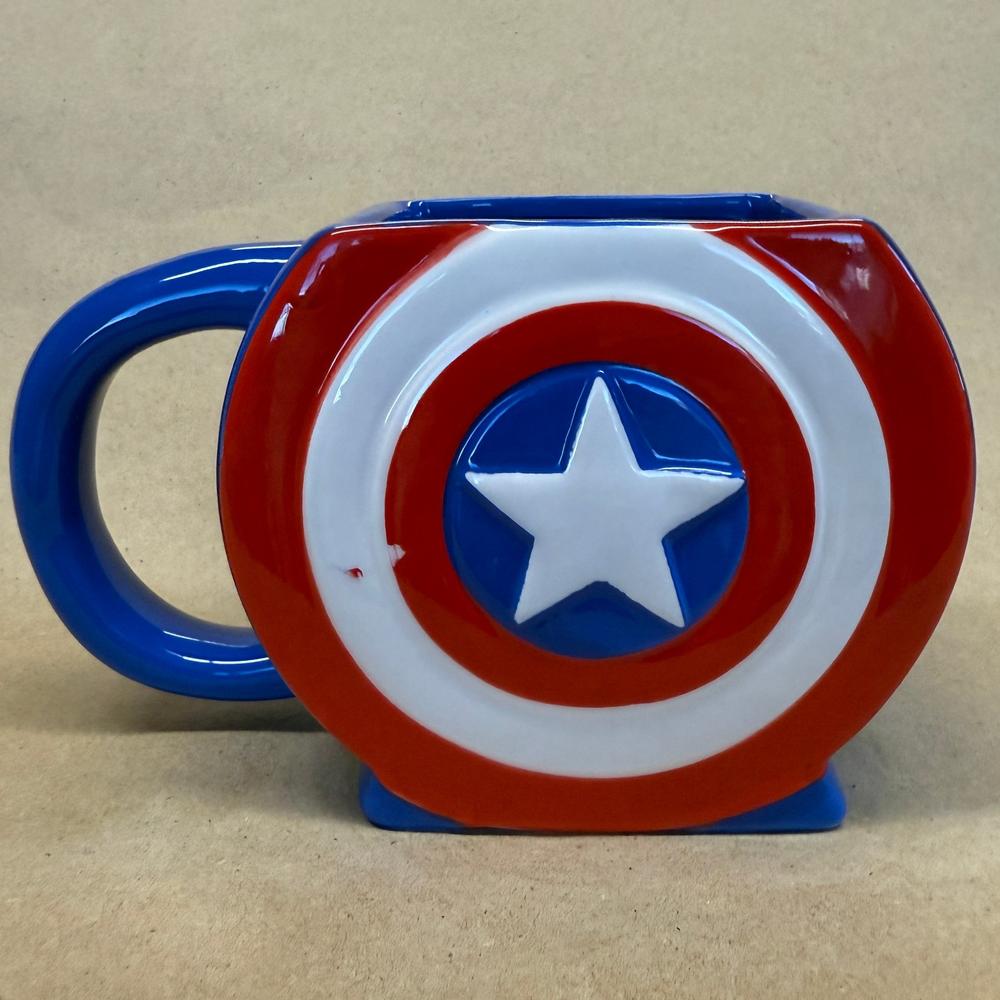 Marvel Comics Captain America 3D Shield Mug-2015